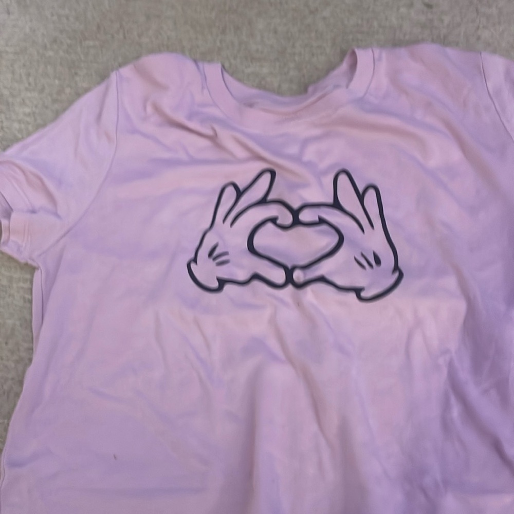 Pink Mickey Mouse heart hand shirt size S